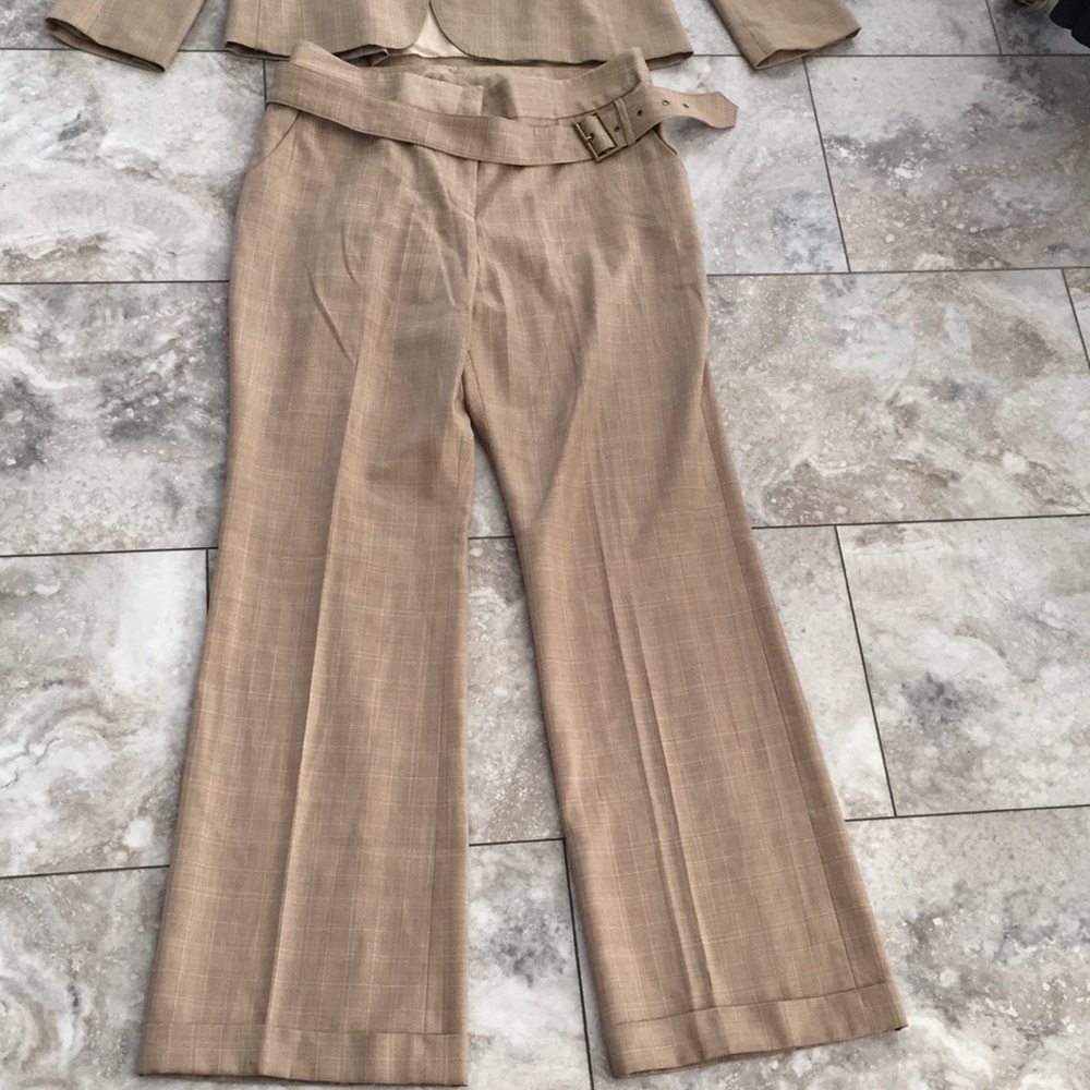 Anne Klein tan nude two piece suit set size 12 NWOT - Picture 3 of 8
